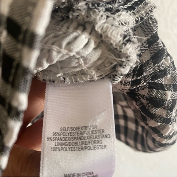 WAYF Check Smocked Waist Top Black White XL - Picture 7 of 10